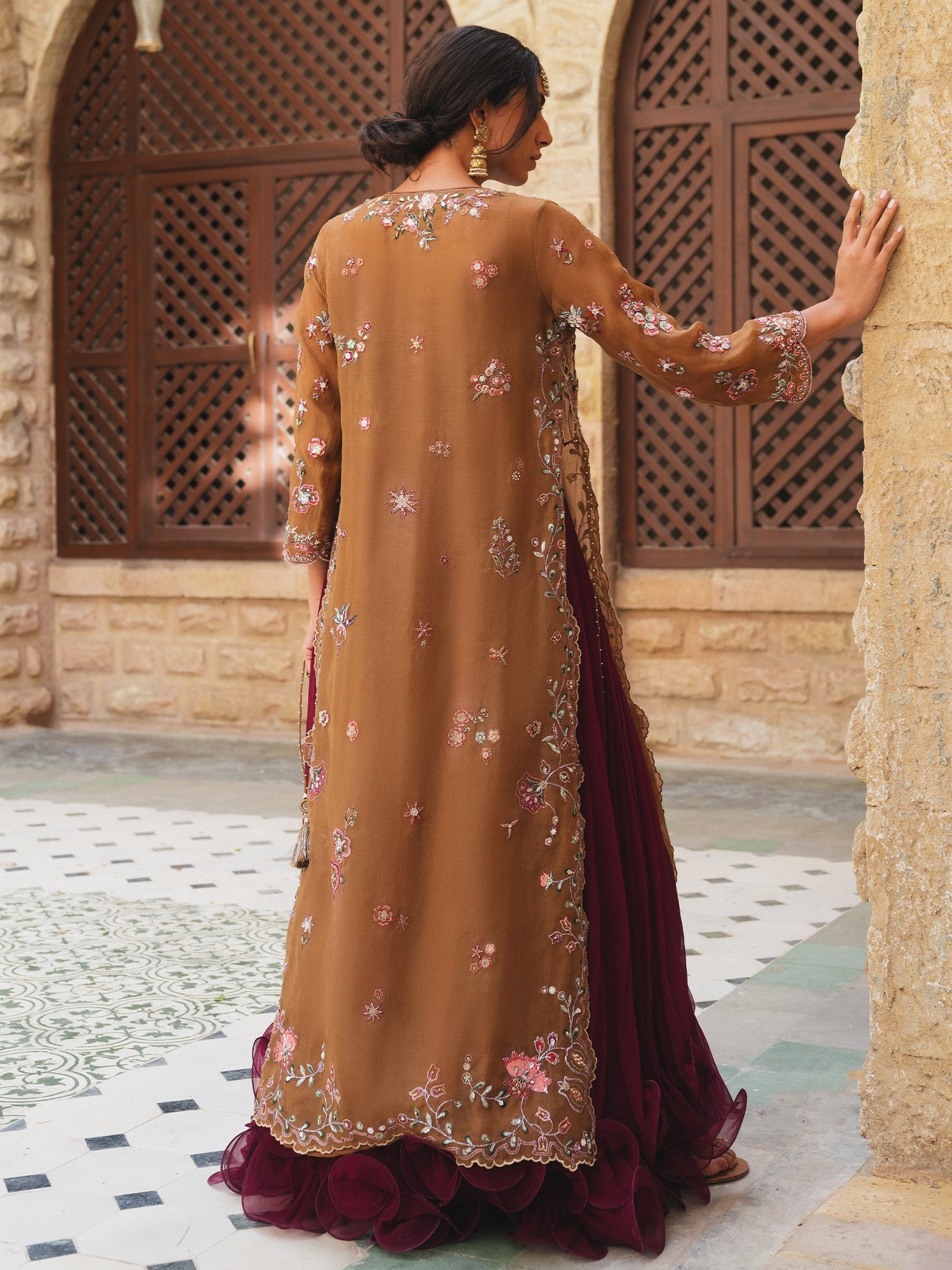SIDE SLIT & SWIRLY LEHENGA
