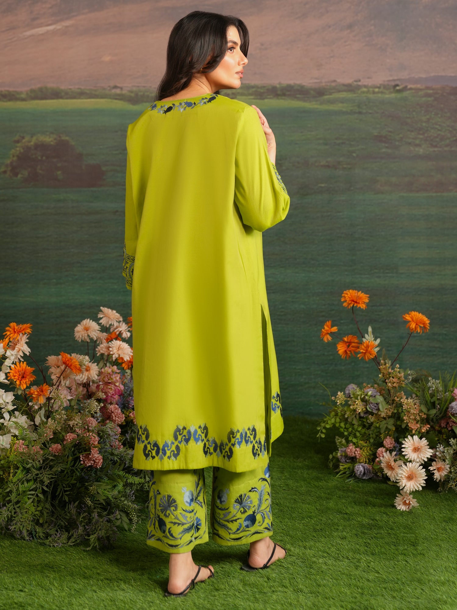 SKINNY MALTA & IZAAR