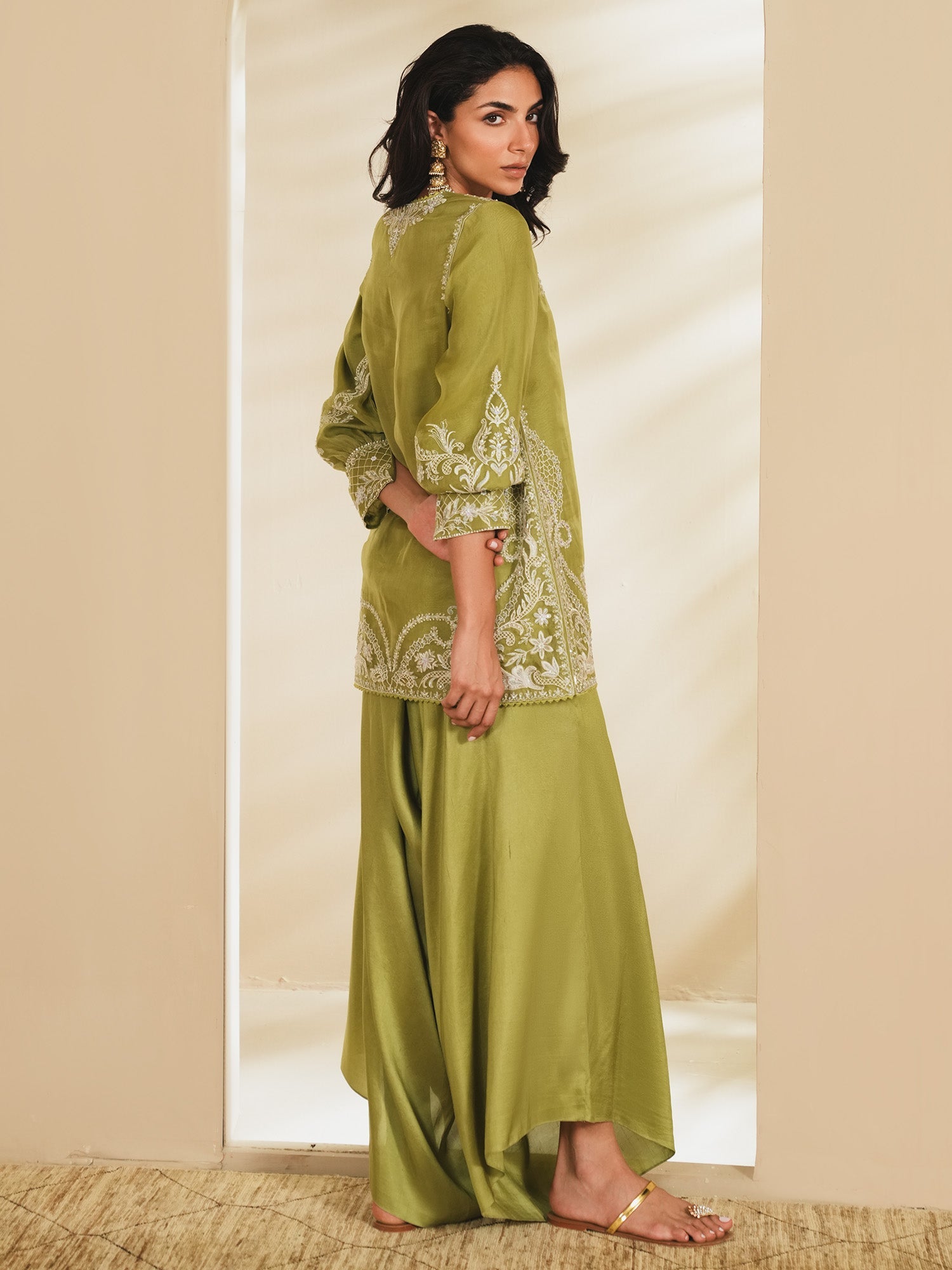 Victorian Sleeves Tunic & Pants