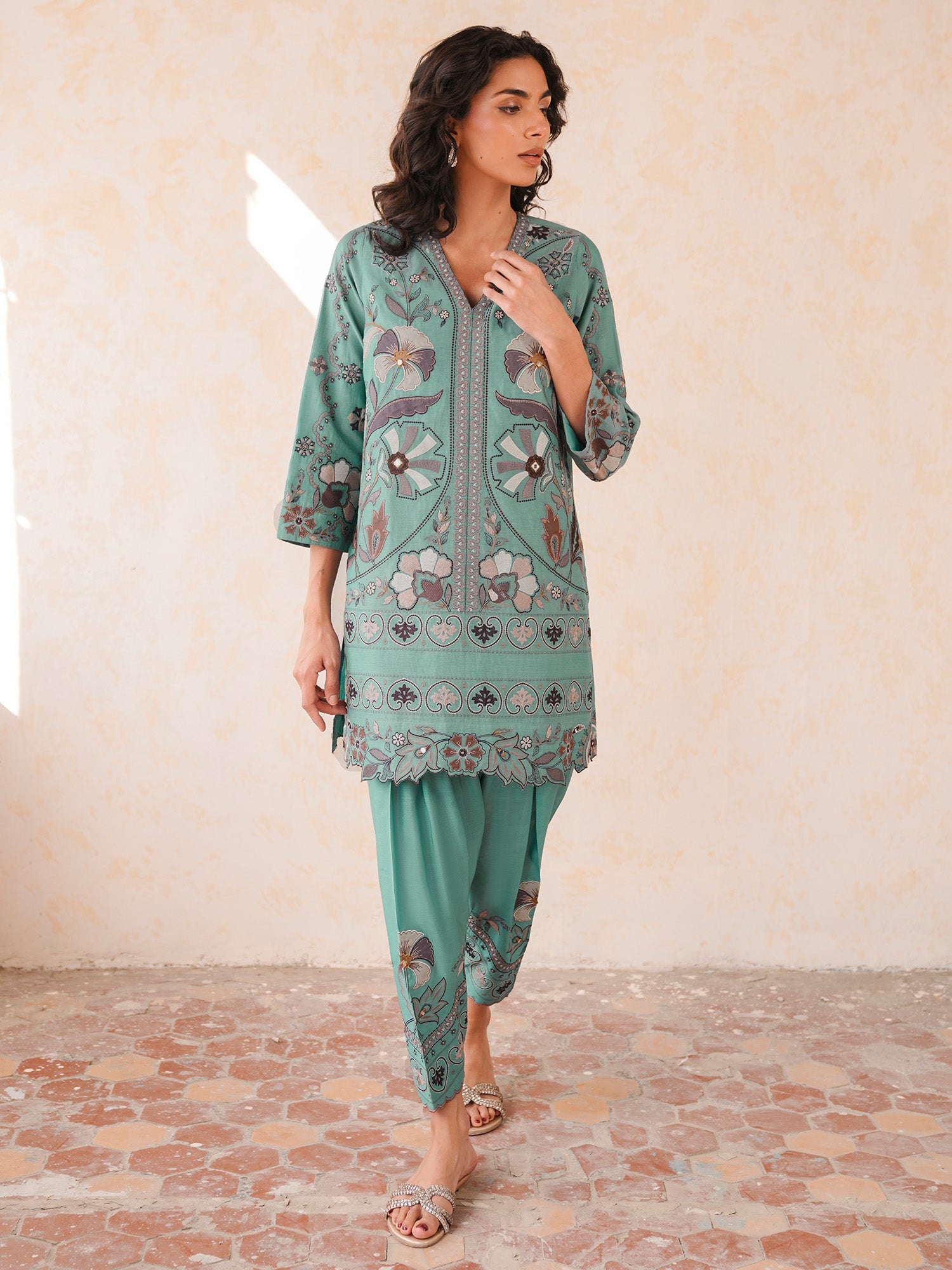 ALISHA & SKINNY SHALWAR