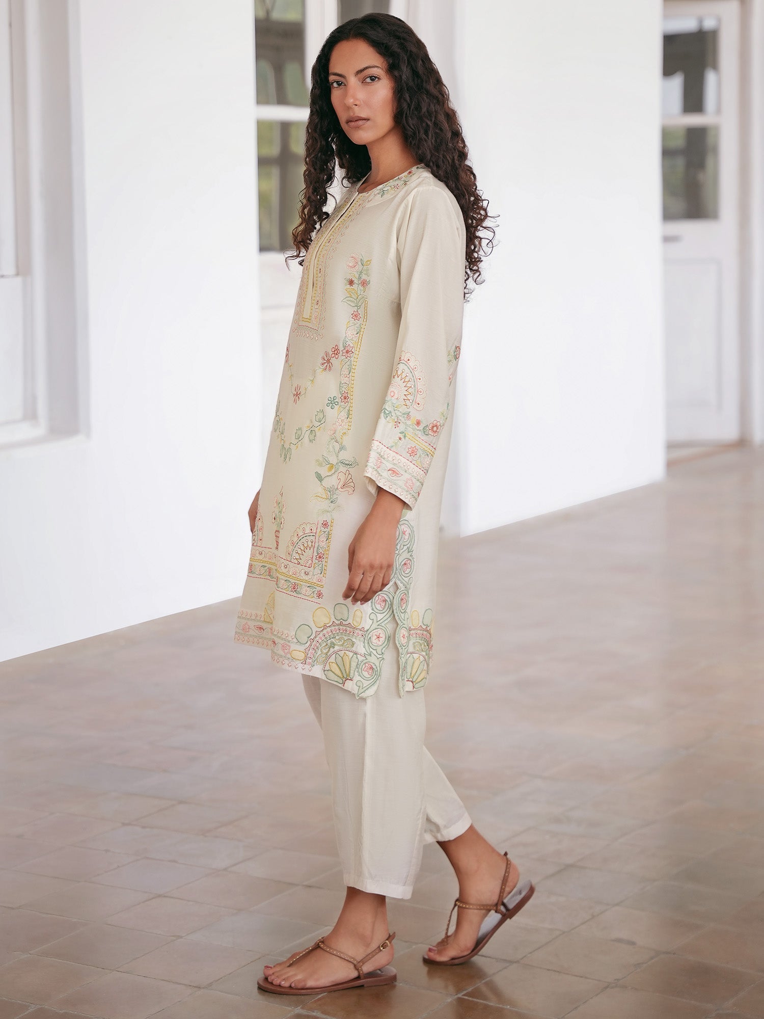 RAYA & PANTS