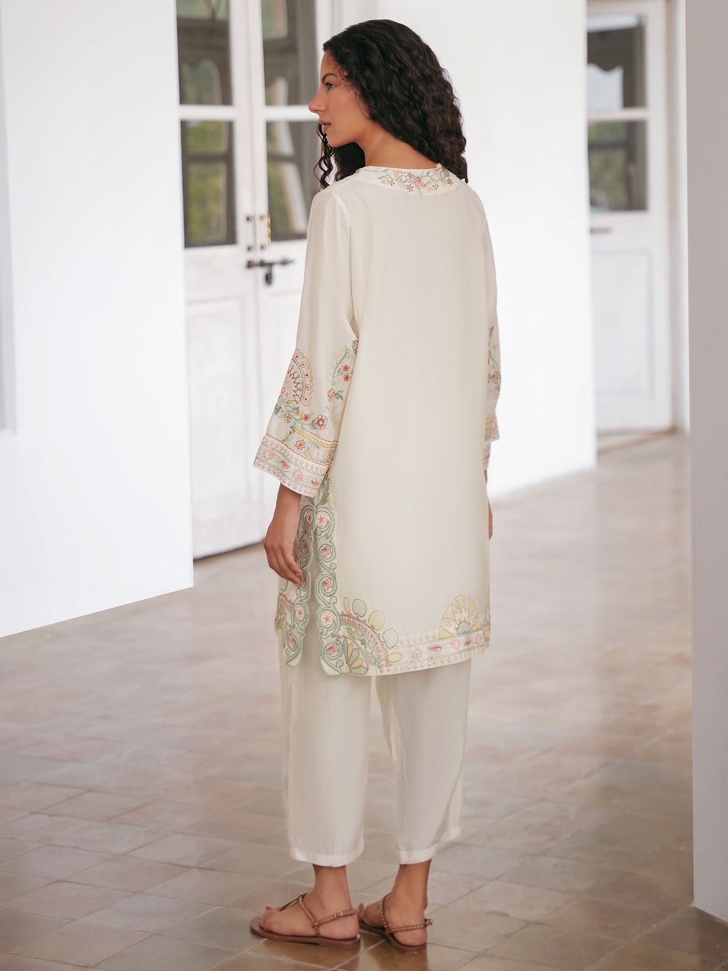 RAYA & PANTS