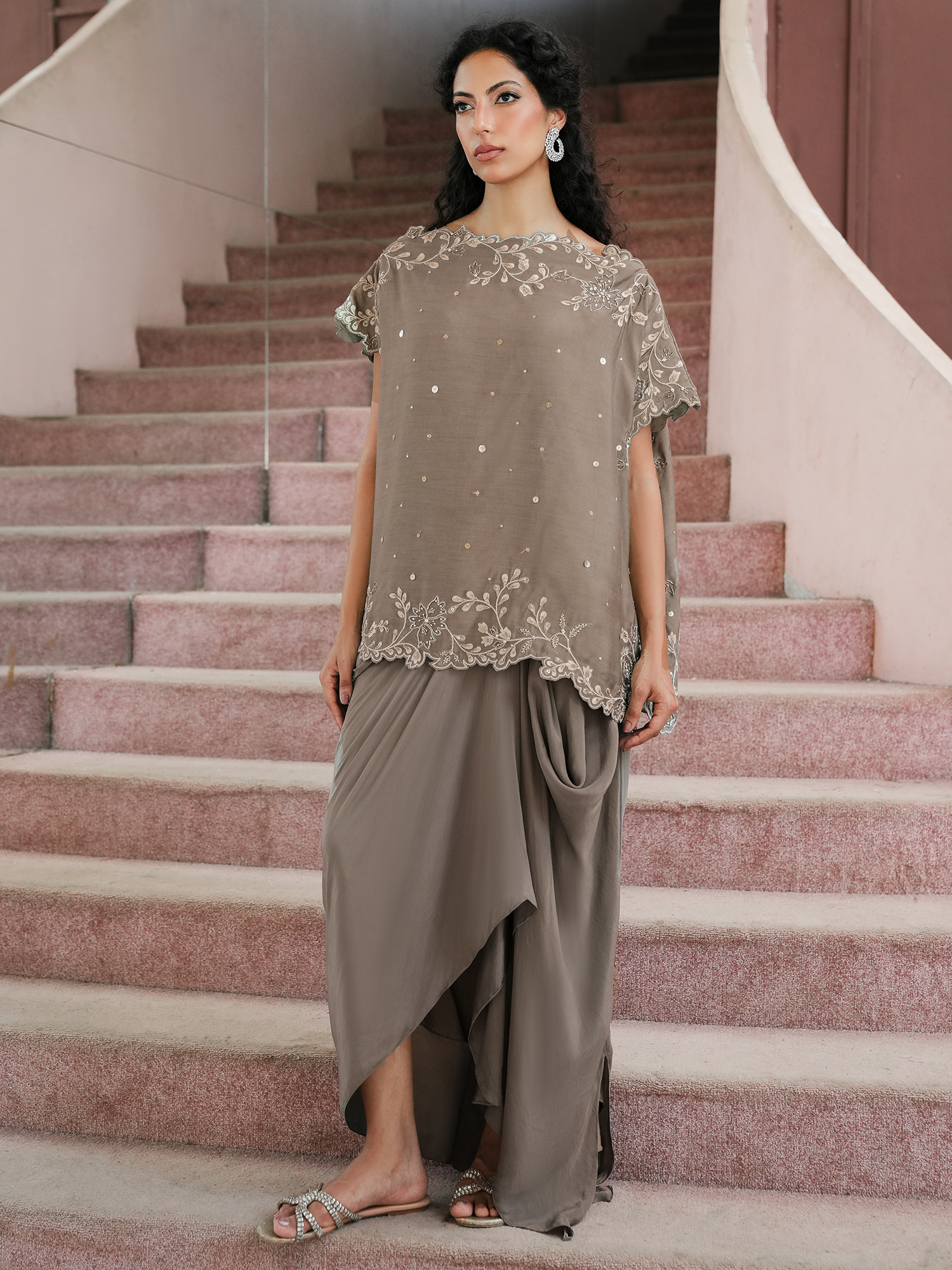 OFF SHOULDER & SKIRT