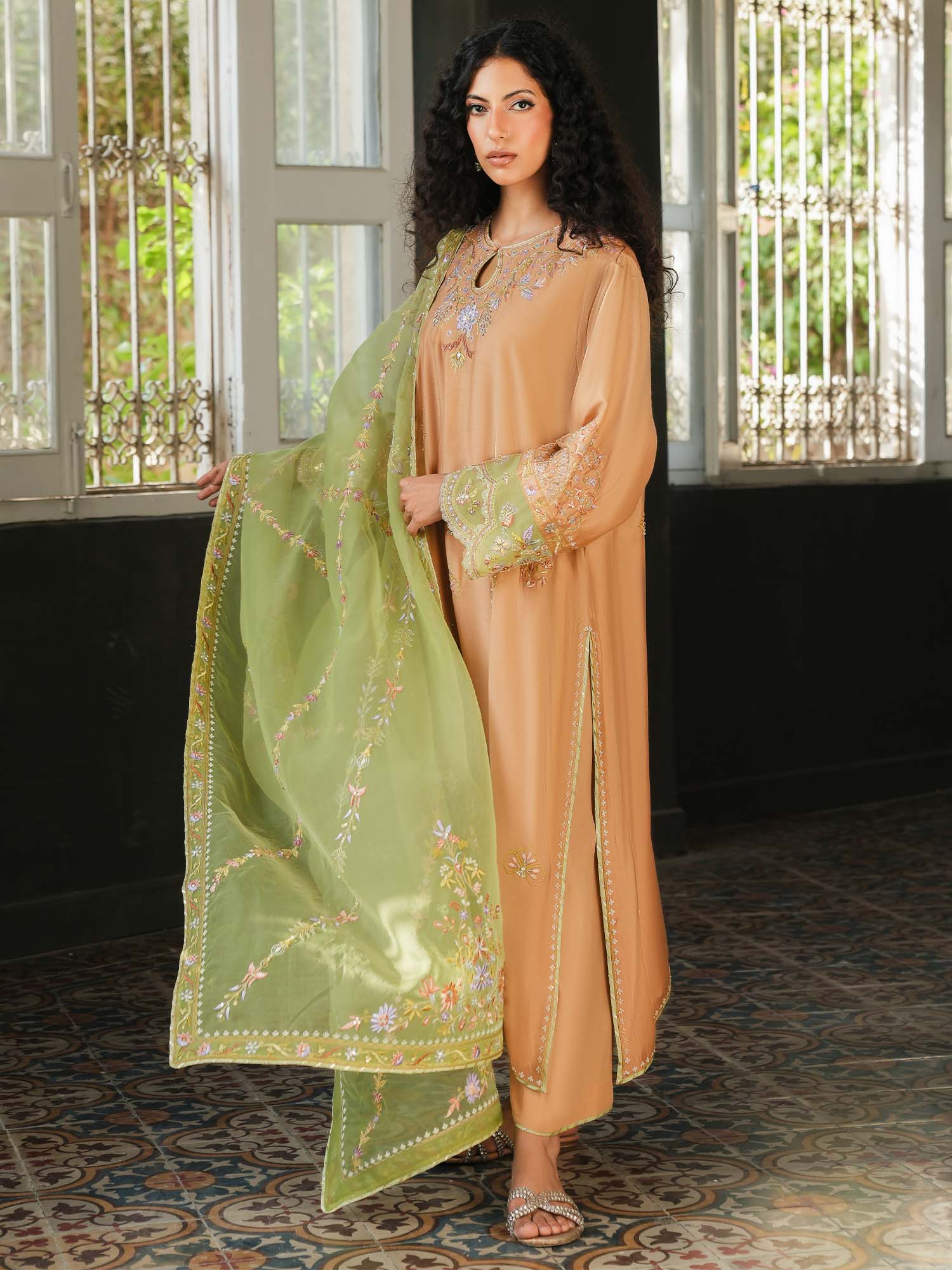 MALTA, IZAAR & DUPATTA