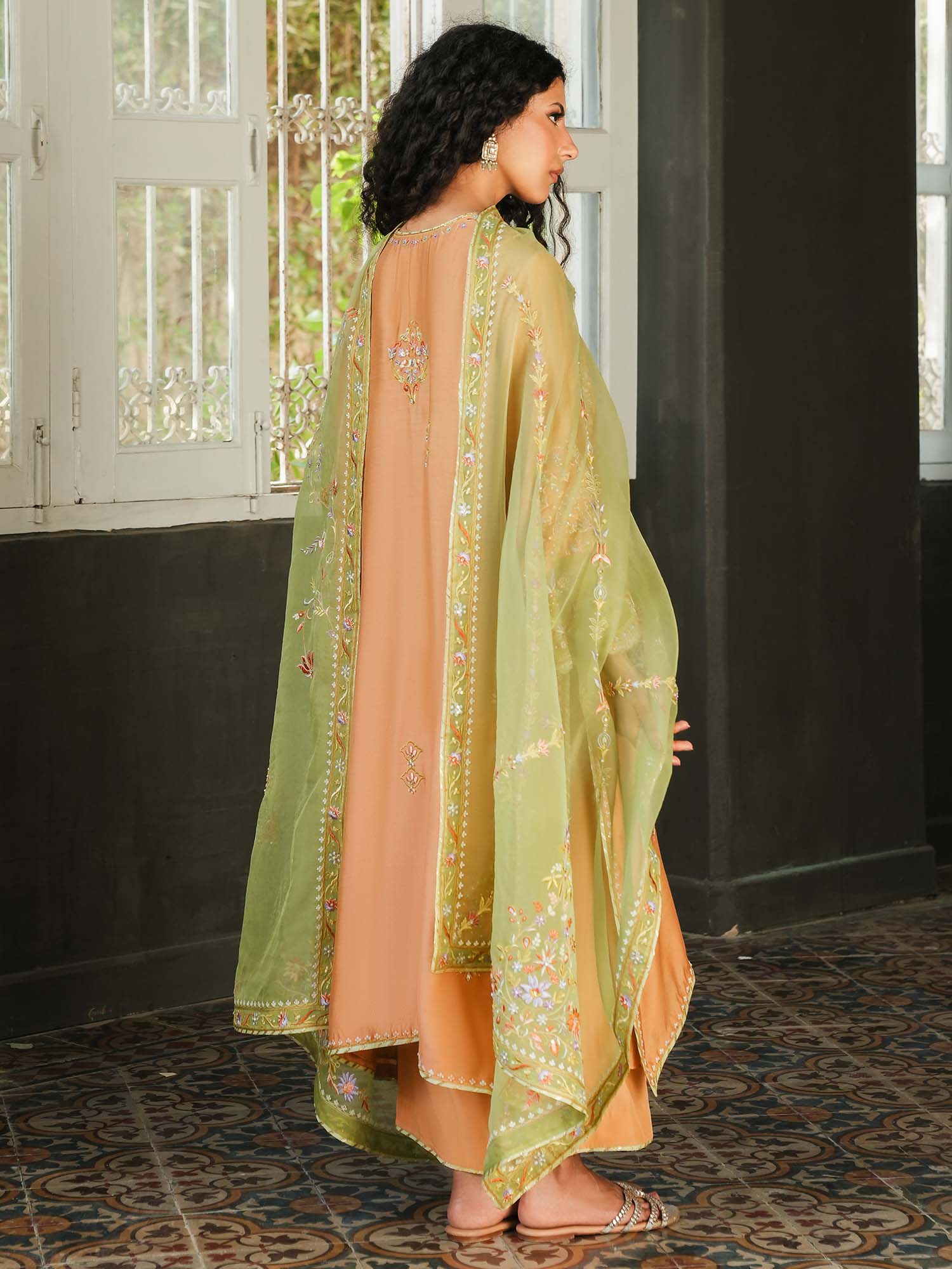MALTA, IZAAR & DUPATTA