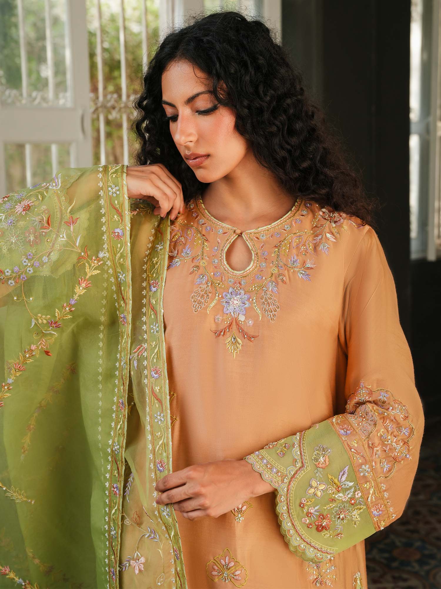 MALTA, IZAAR & DUPATTA