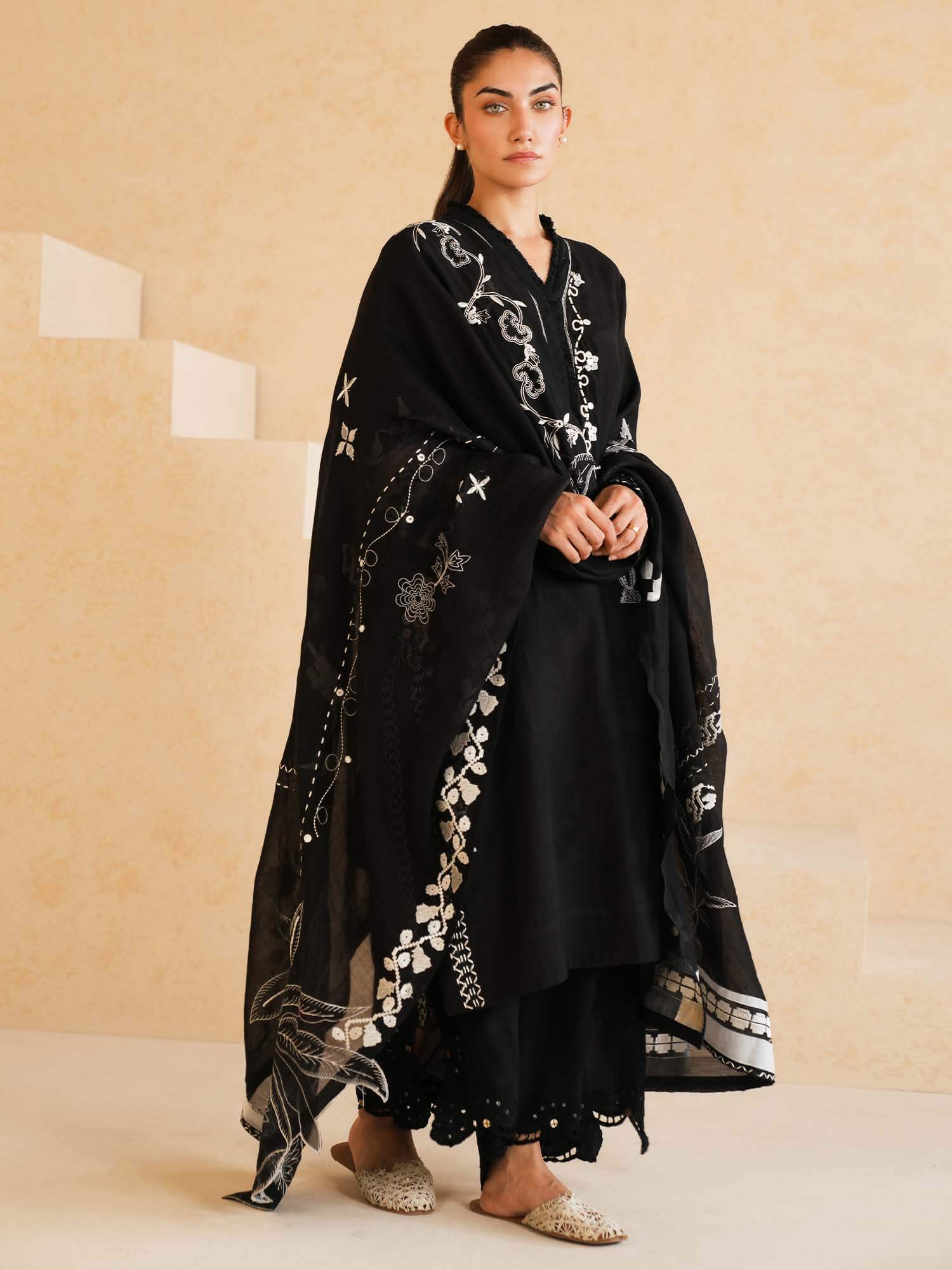 RAYA & DUPATTA