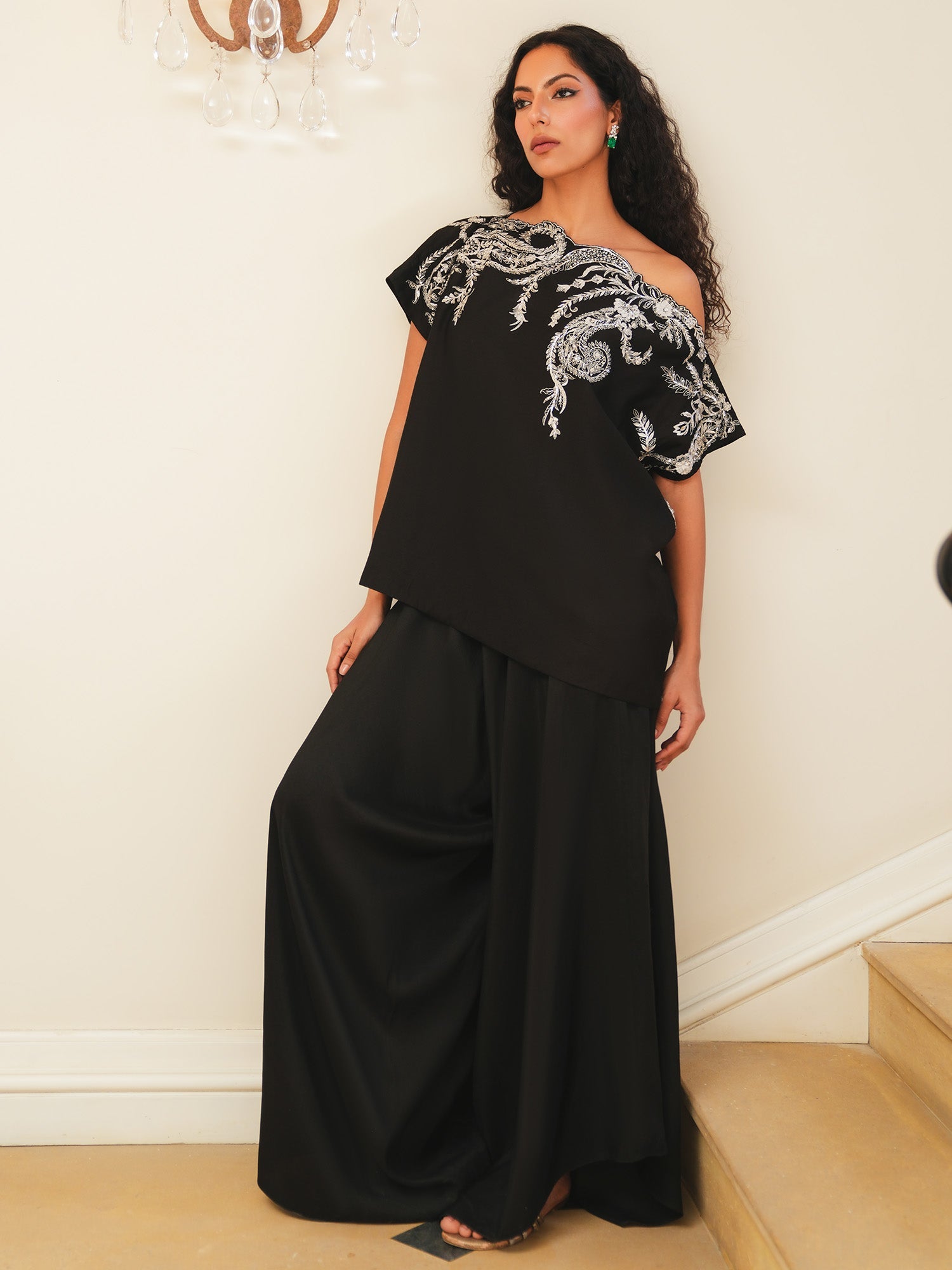 OFF SHOULDER & PANTS