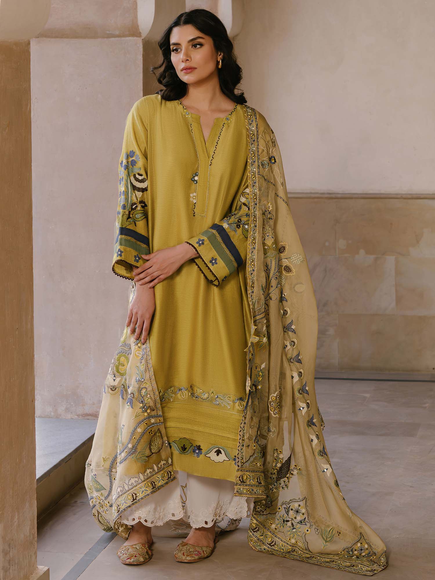 SKINNY MALTA & DUPATTA