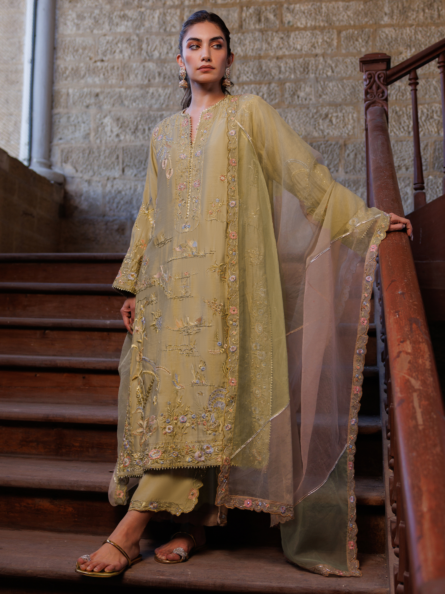 SKINNY MALTA, IZAAR & DUPATTA
