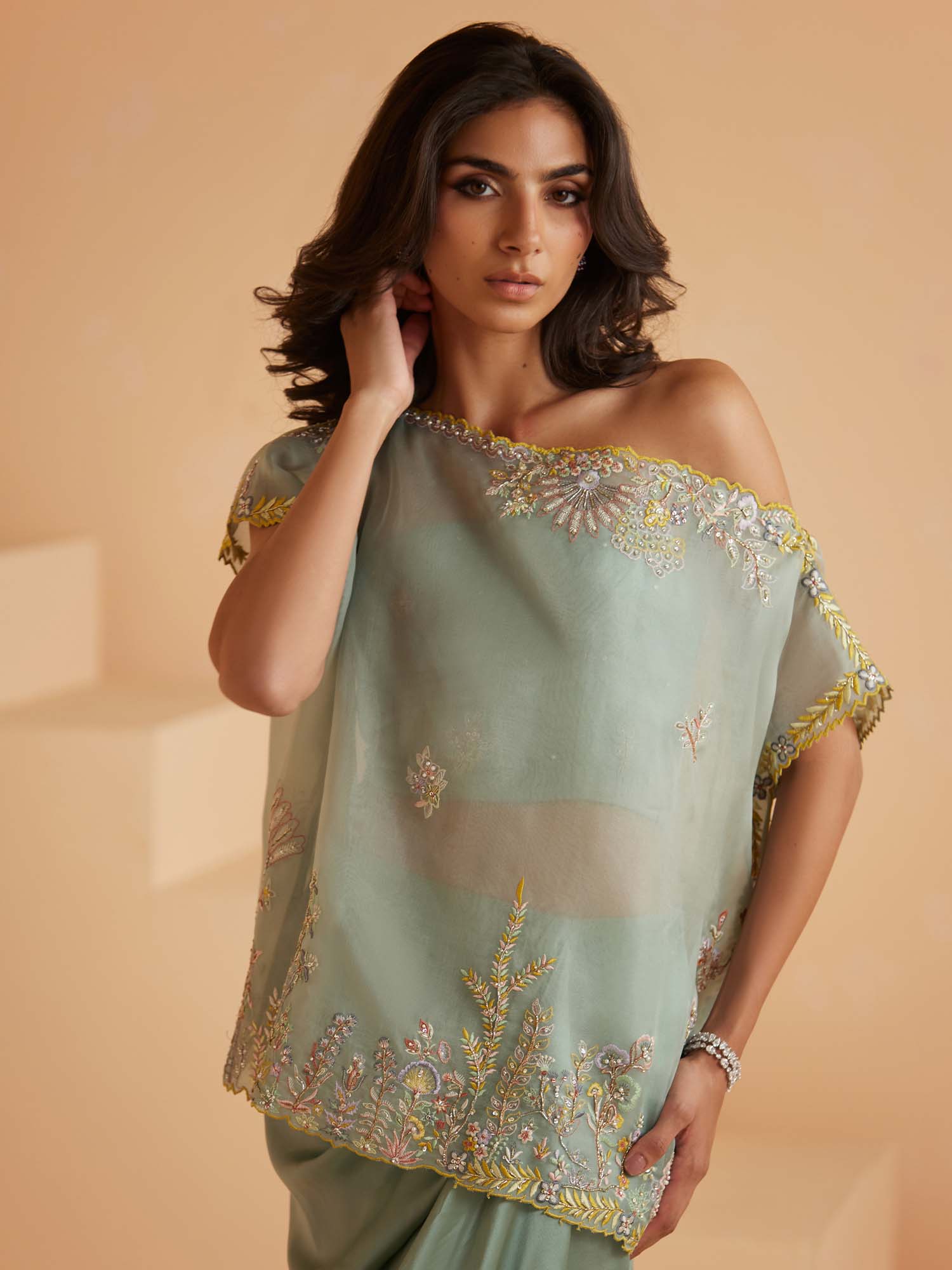 OFF SHOULDER & SKIRT