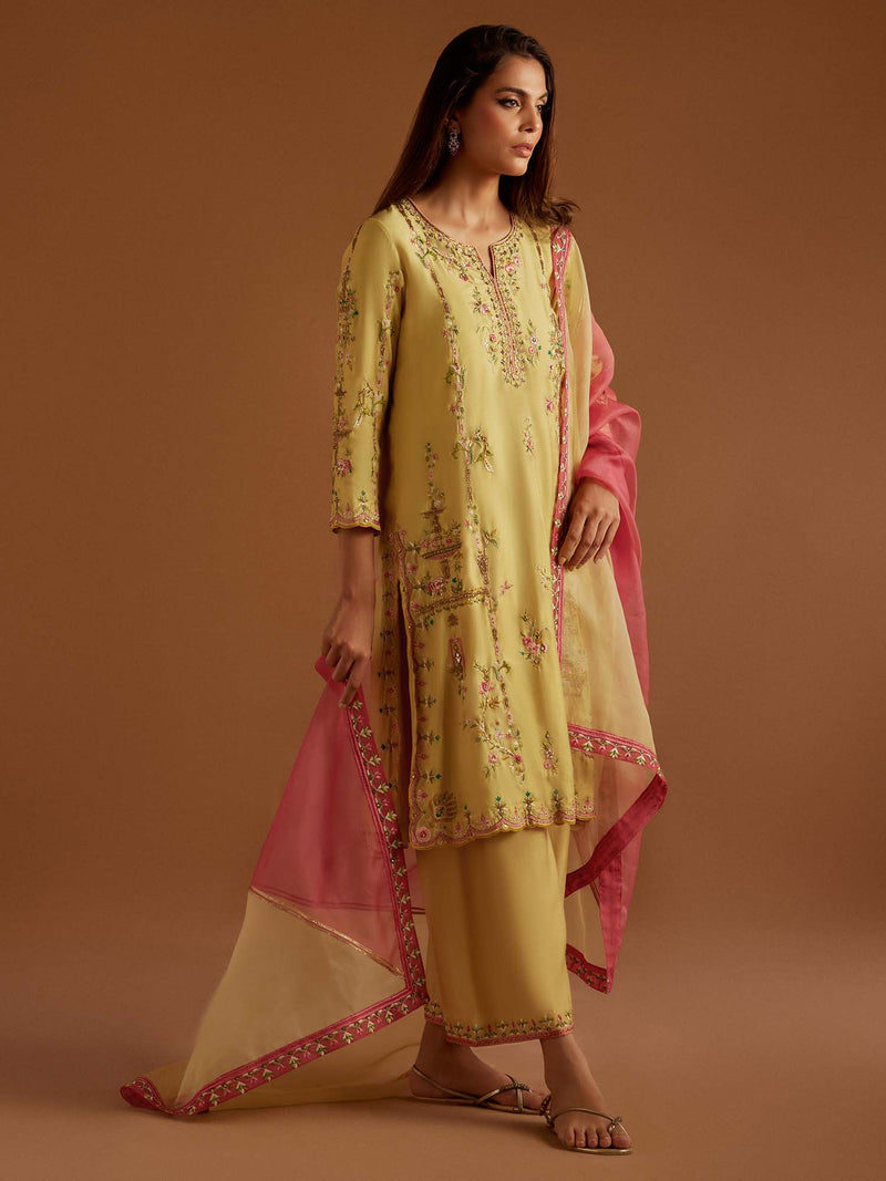 NATASHA, IZAAR & DUPATTA