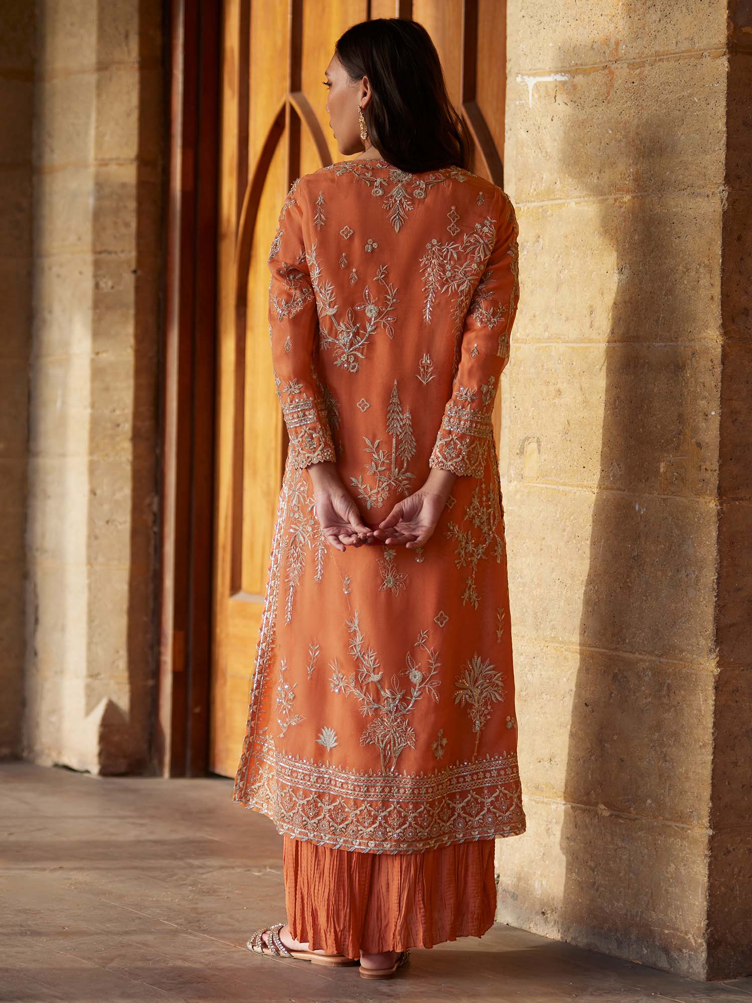 HAJRA & CRUSHED IZAAR