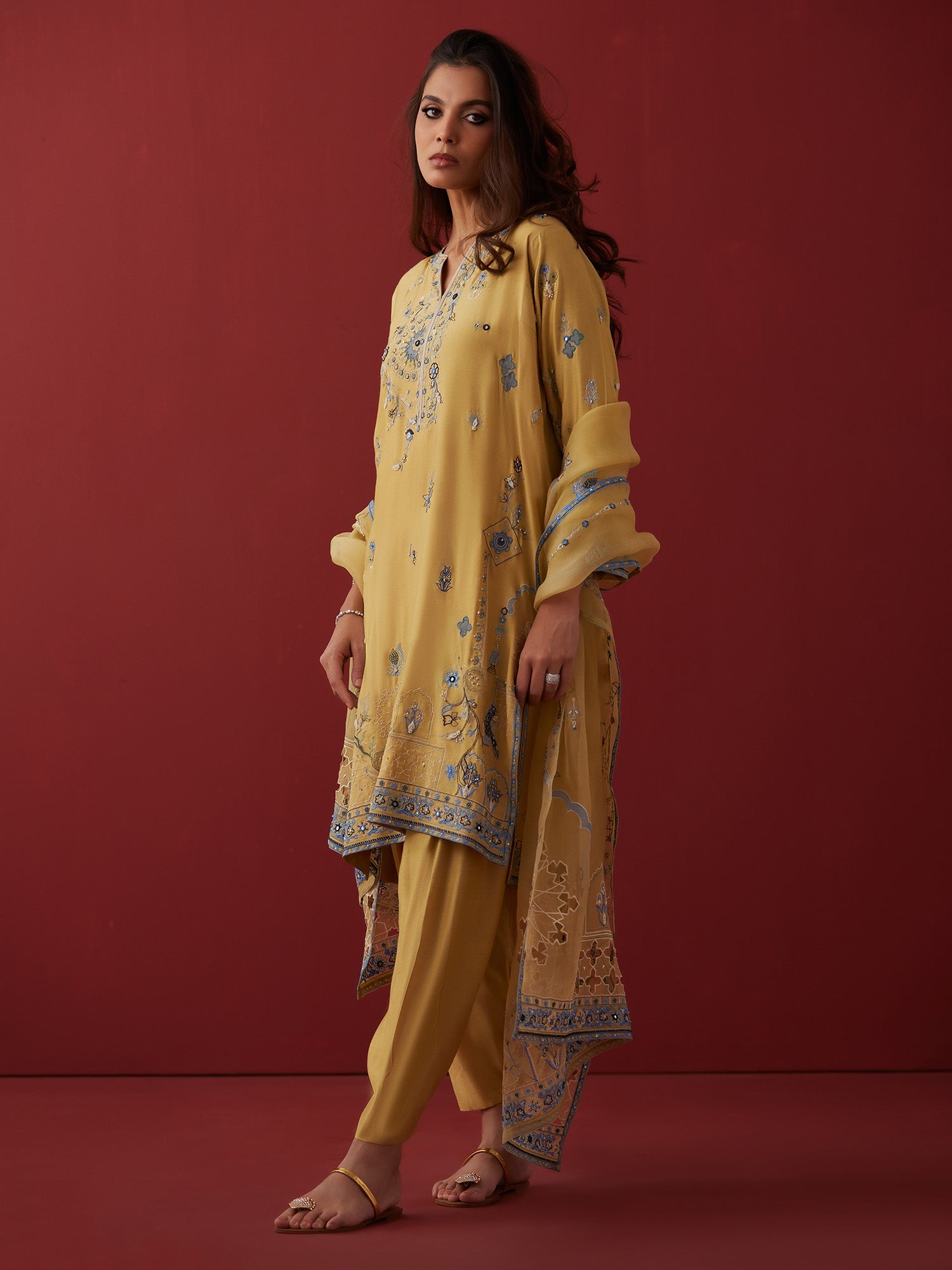 RAYA, SKINNY SHALWAR & DUPATTA