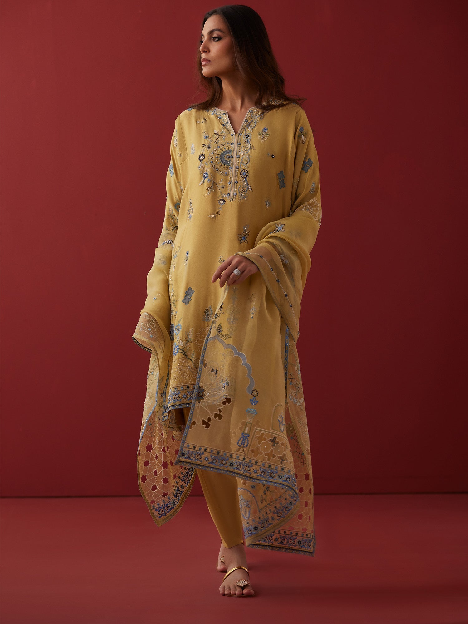 RAYA, SKINNY SHALWAR & DUPATTA