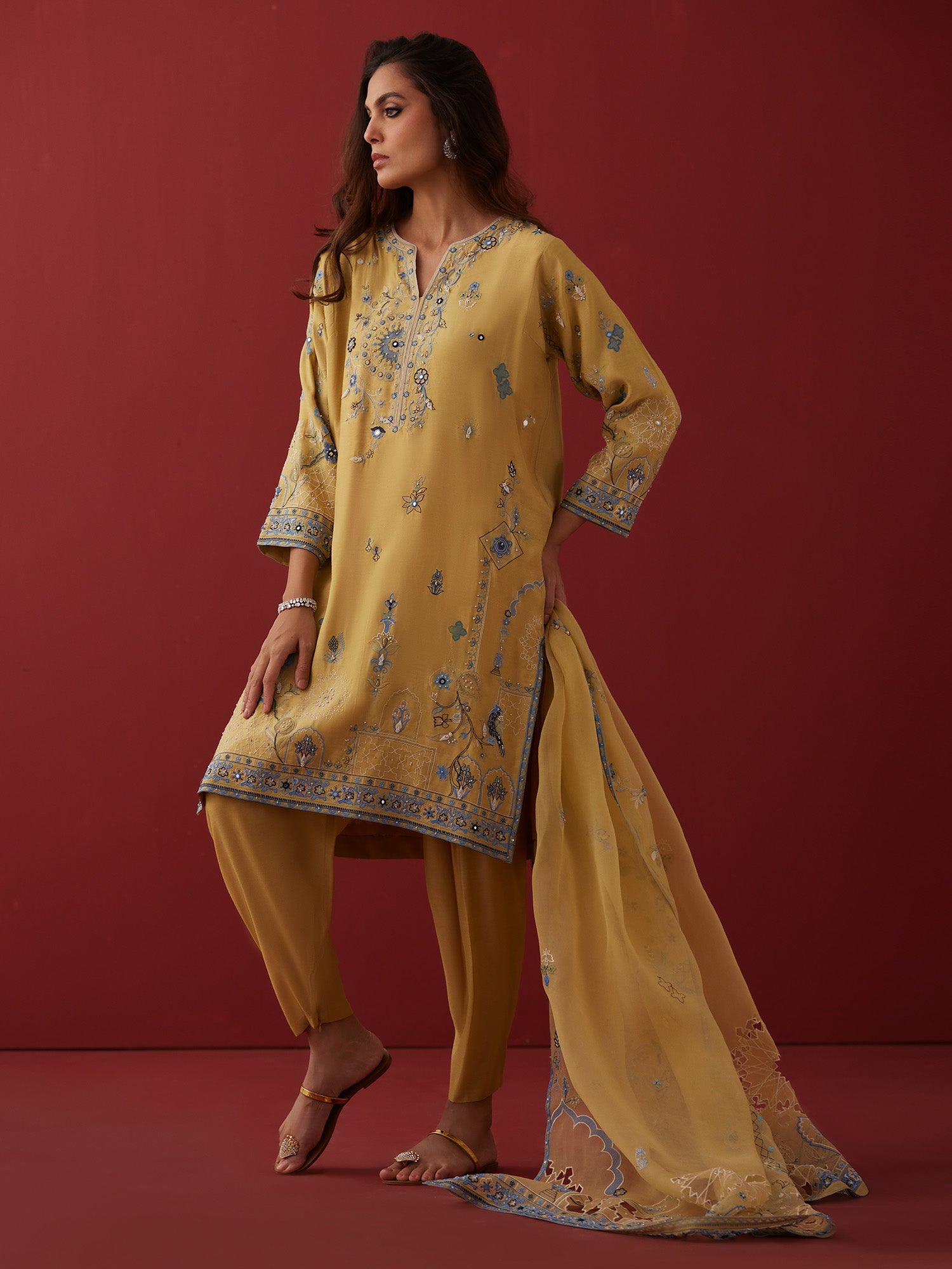 RAYA, SKINNY SHALWAR & DUPATTA