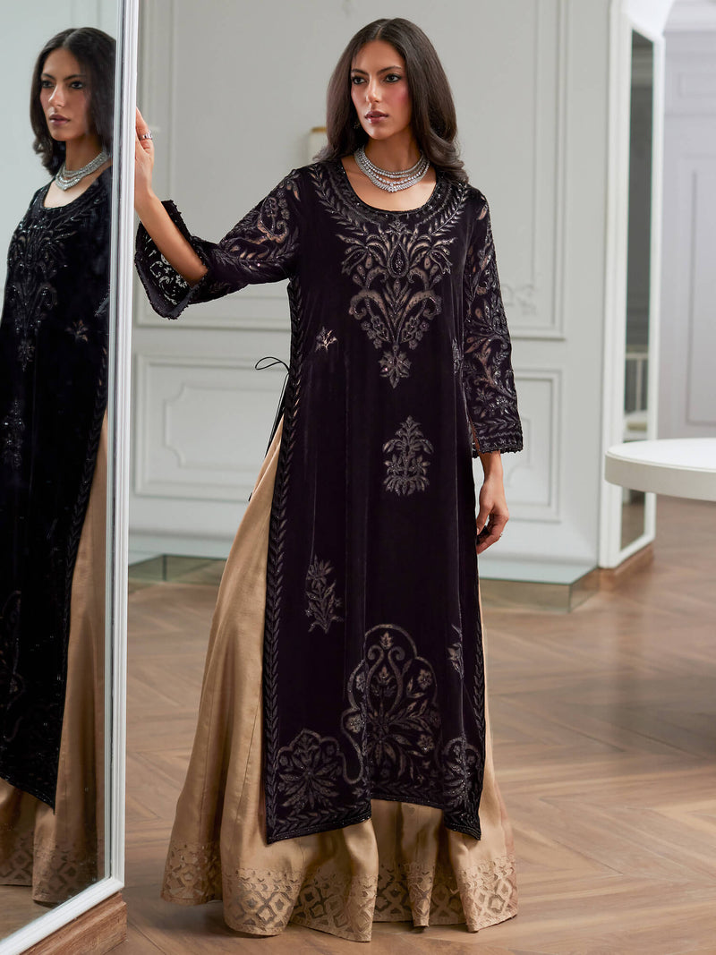 SIDE SLIT & LEHENGA