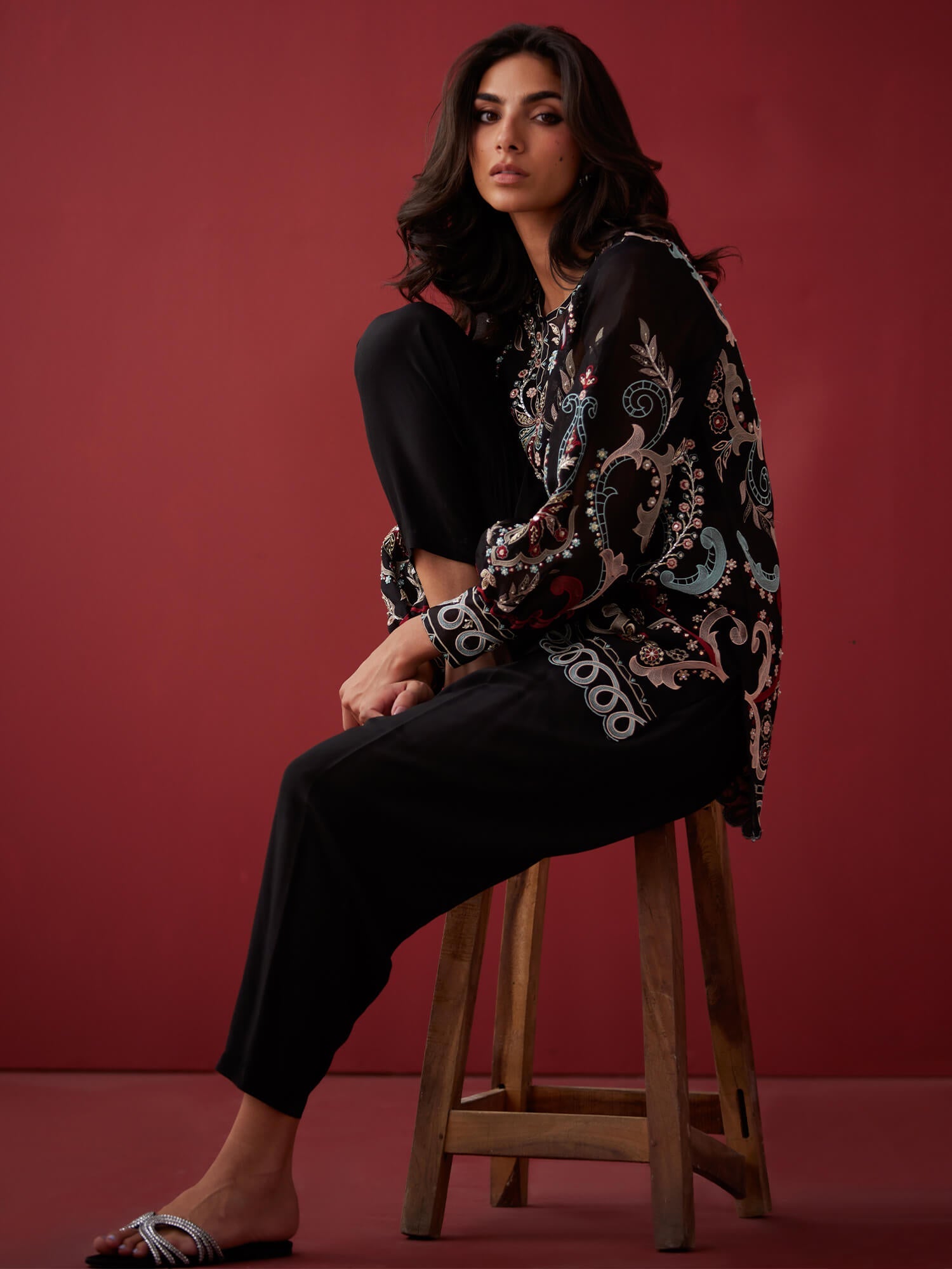 VICTORIAN SLEEVES & SKINNY SHALWAR