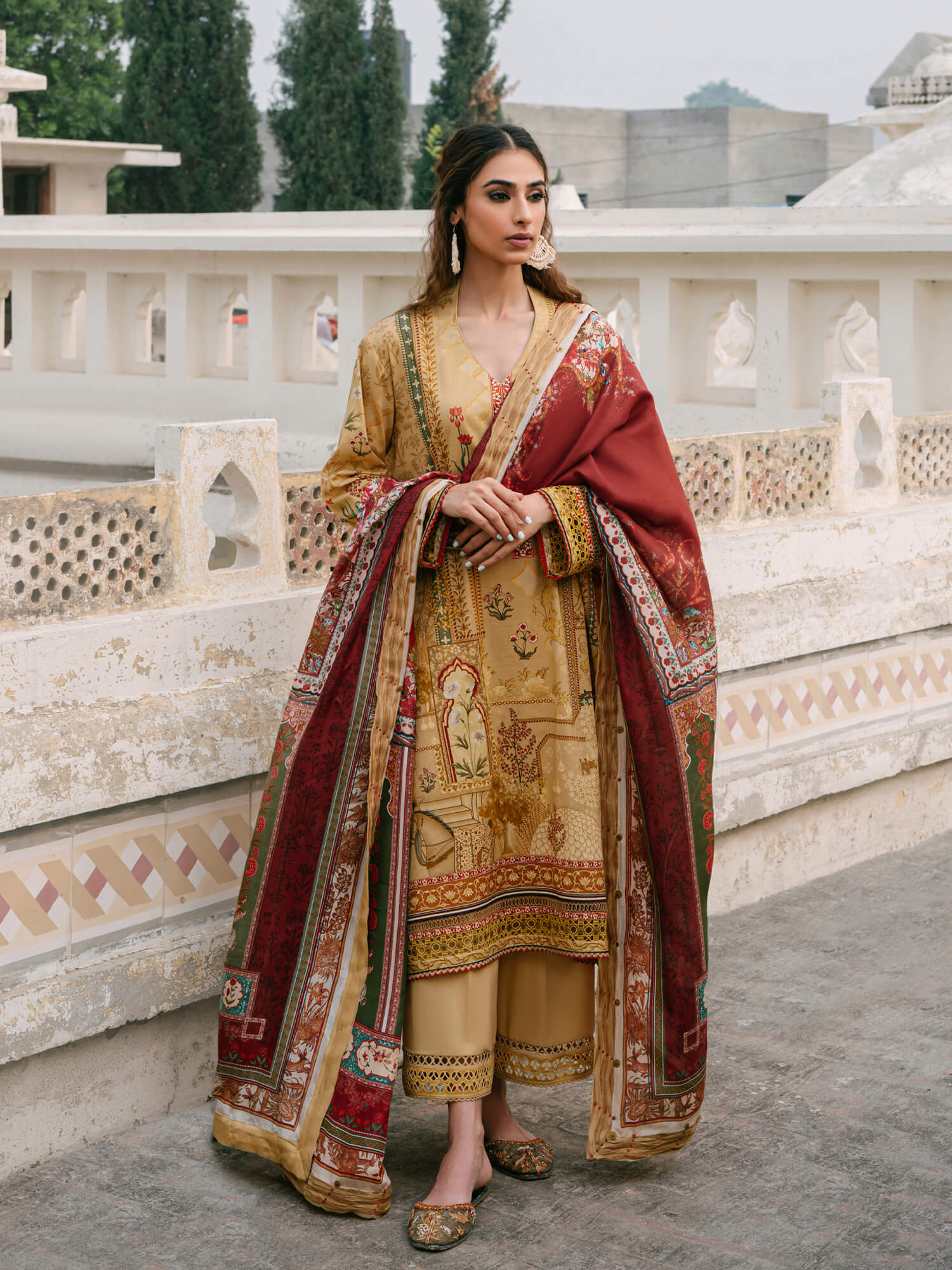 UNSTITCHED - Misha Lakhani