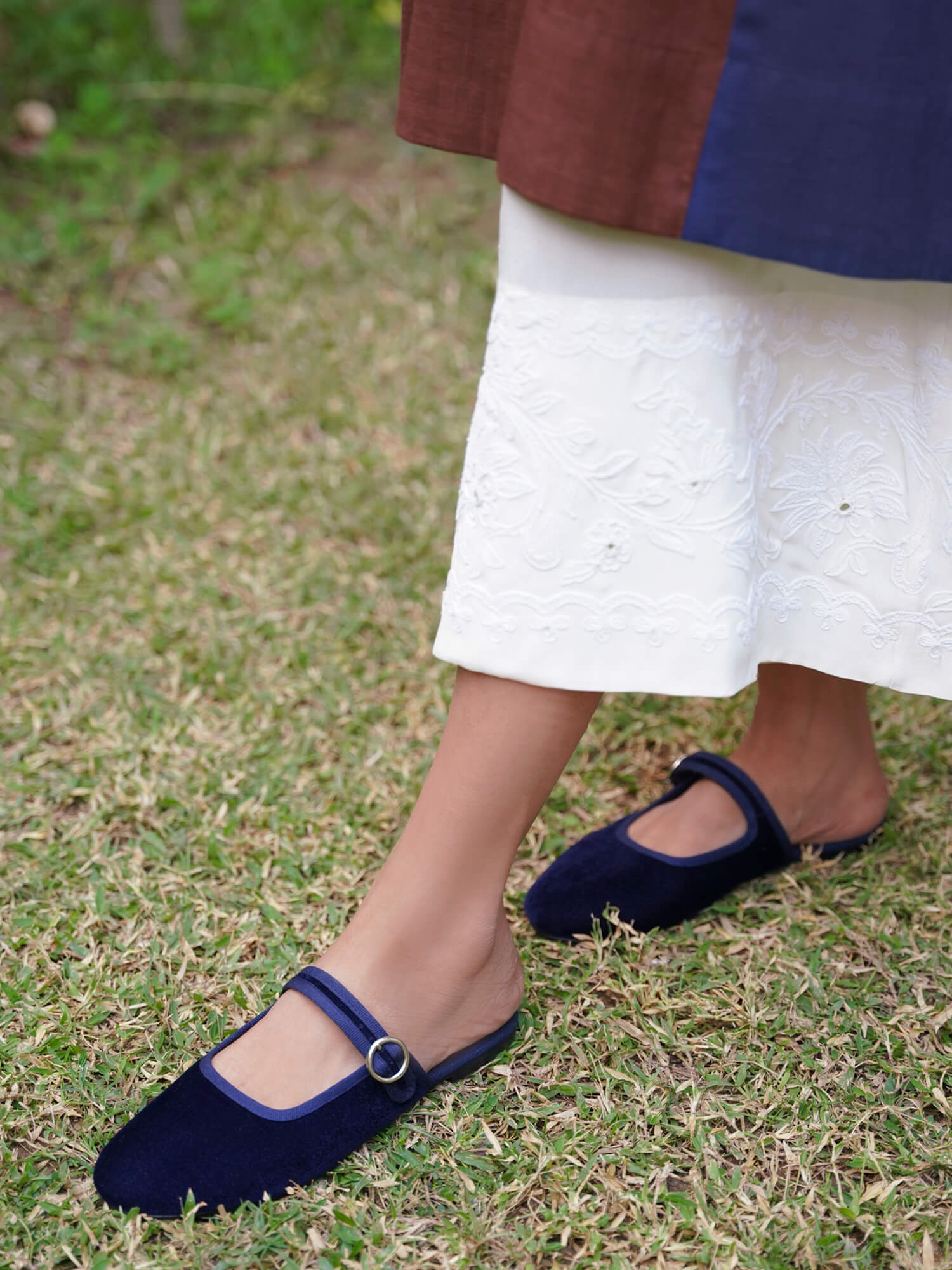 BALLERINA FLATS - Misha Lakhani