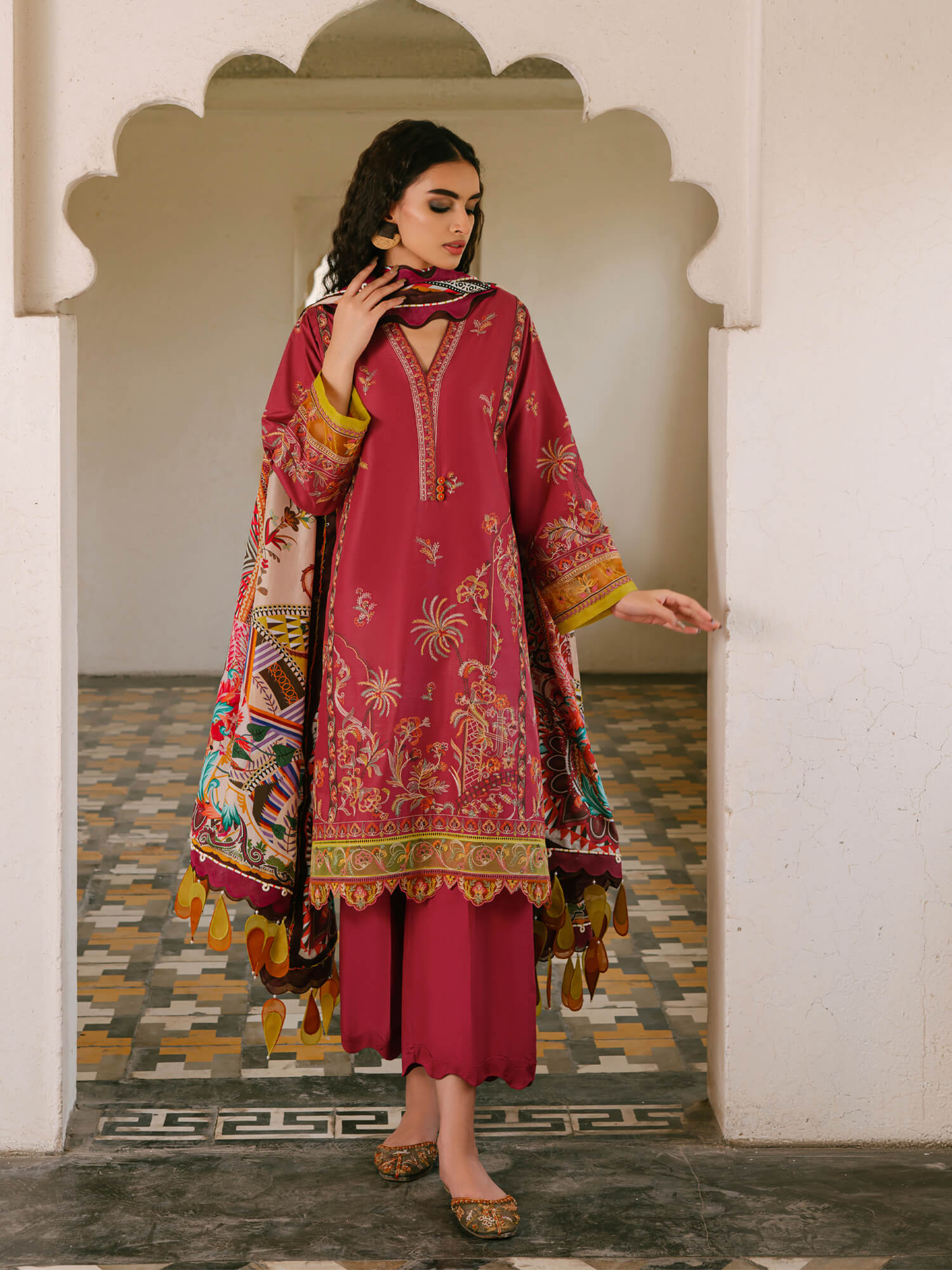 UNSTITCHED - Misha Lakhani 