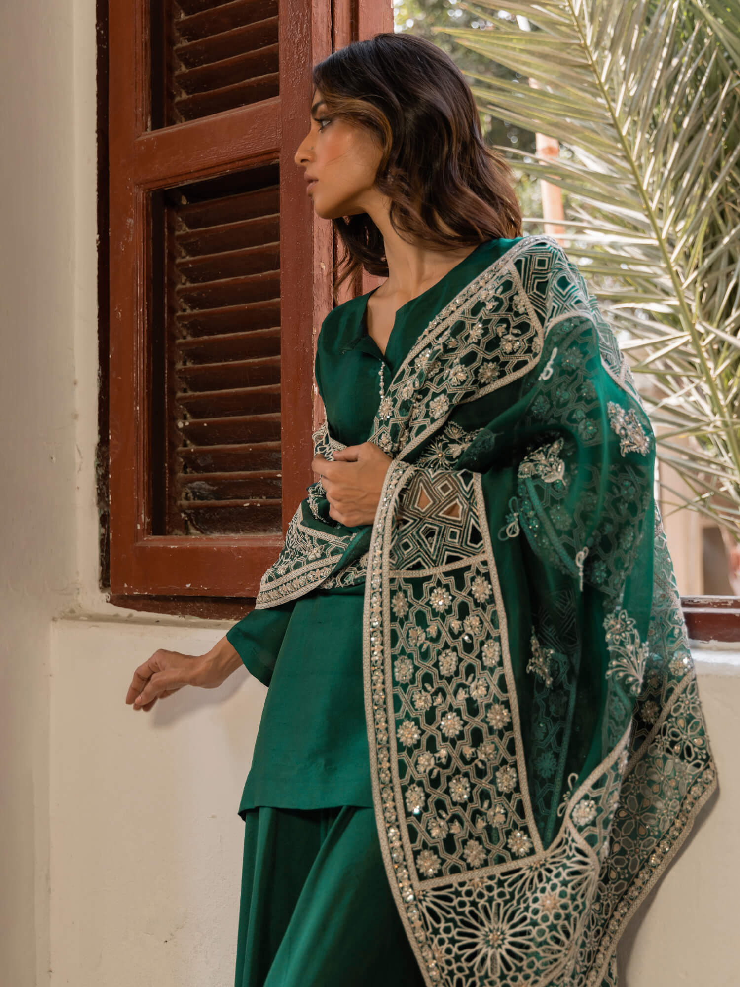 ALISHA KURTI W/ LOOSE PANT & DUPATTA - Misha Lakhani