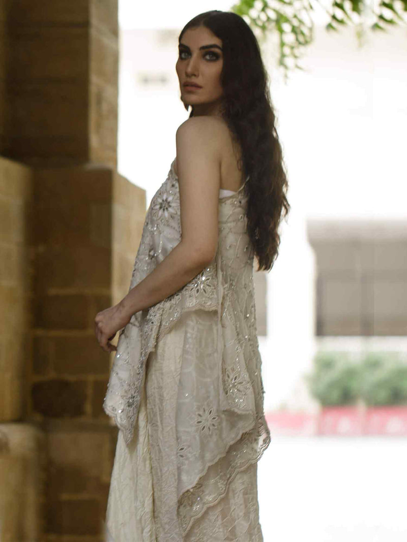 WRAP STOLE & SKIRT