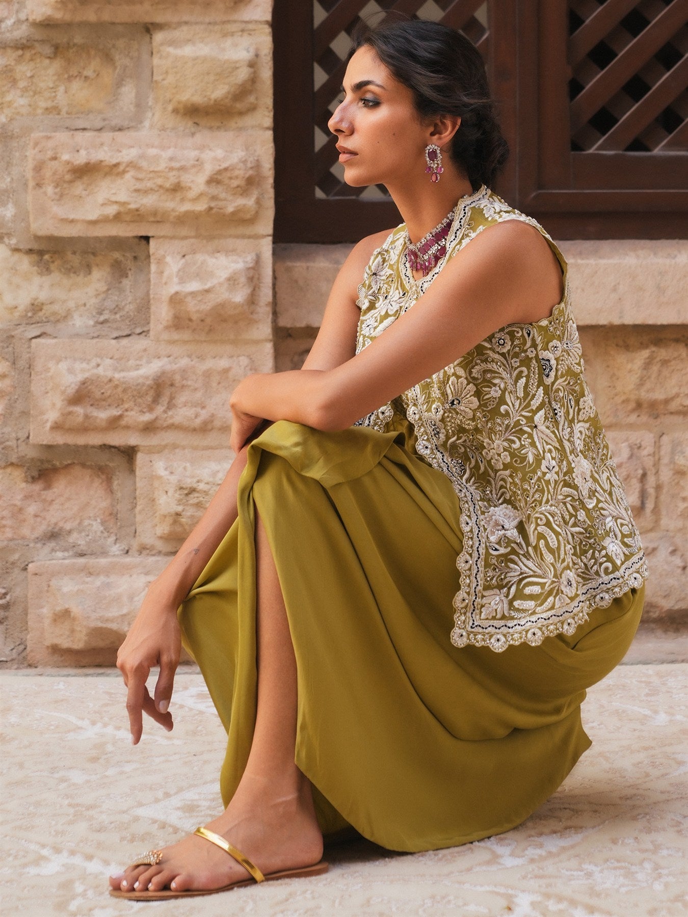 KOTI, BLOUSE & NIKHAR SKIRT