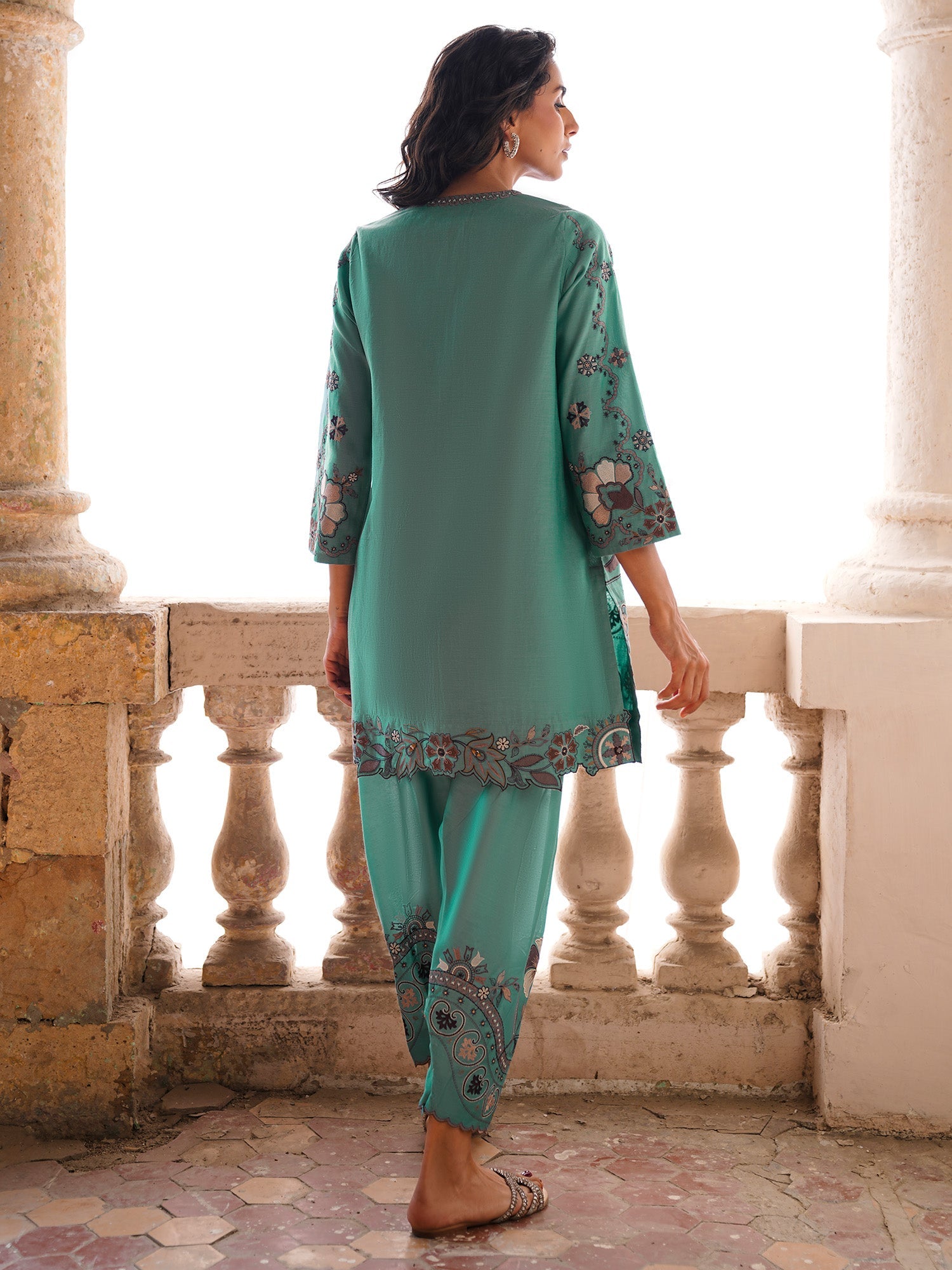 ALISHA & SKINNY SHALWAR