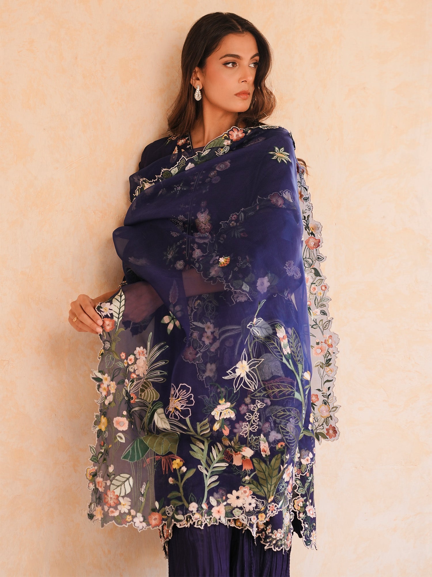 SKINNY MALTA, CRUSHED IZAAR & DUPATTA