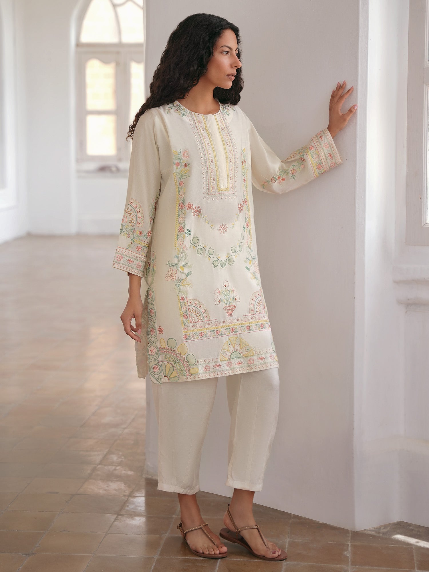 RAYA & PANTS