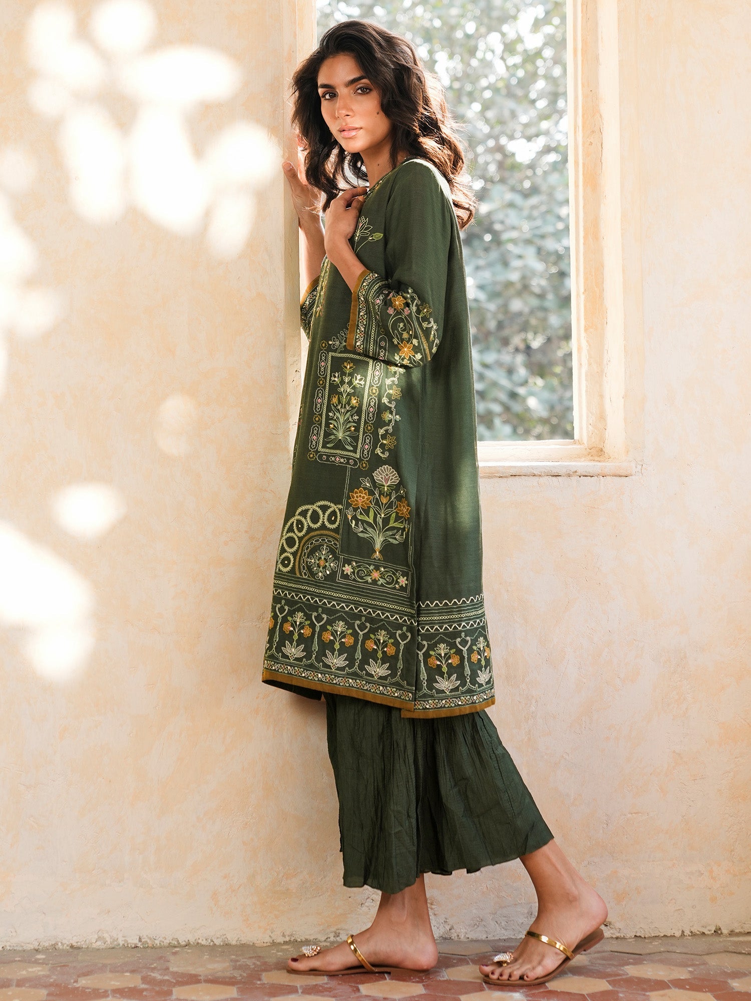 SKINNY MALTA & CRUSHED IZAAR