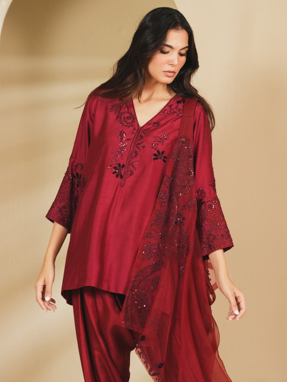 Alisha, Skinny Shalwar & Draped Dupatta