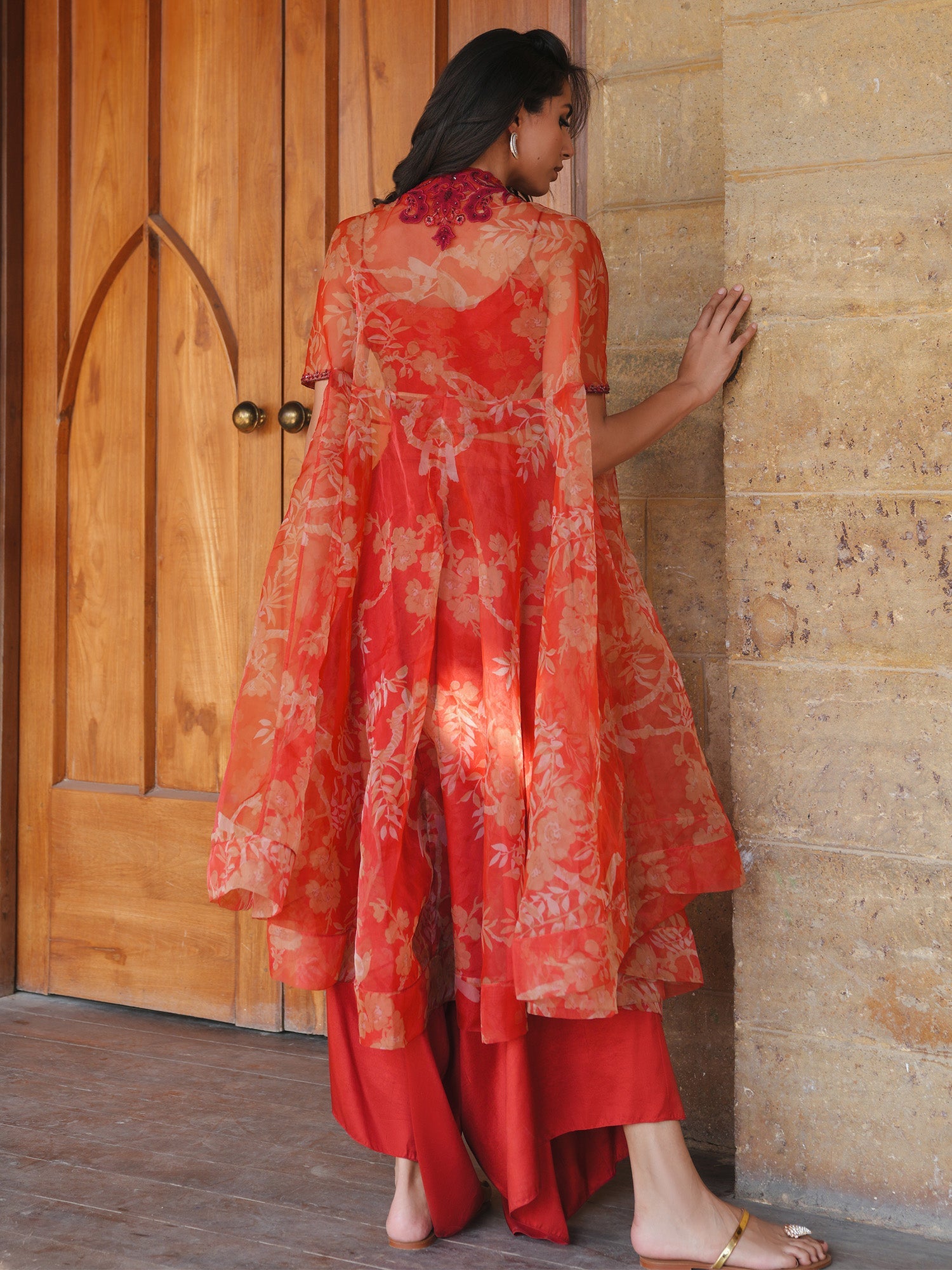 ANIKA CAPE & PANTS