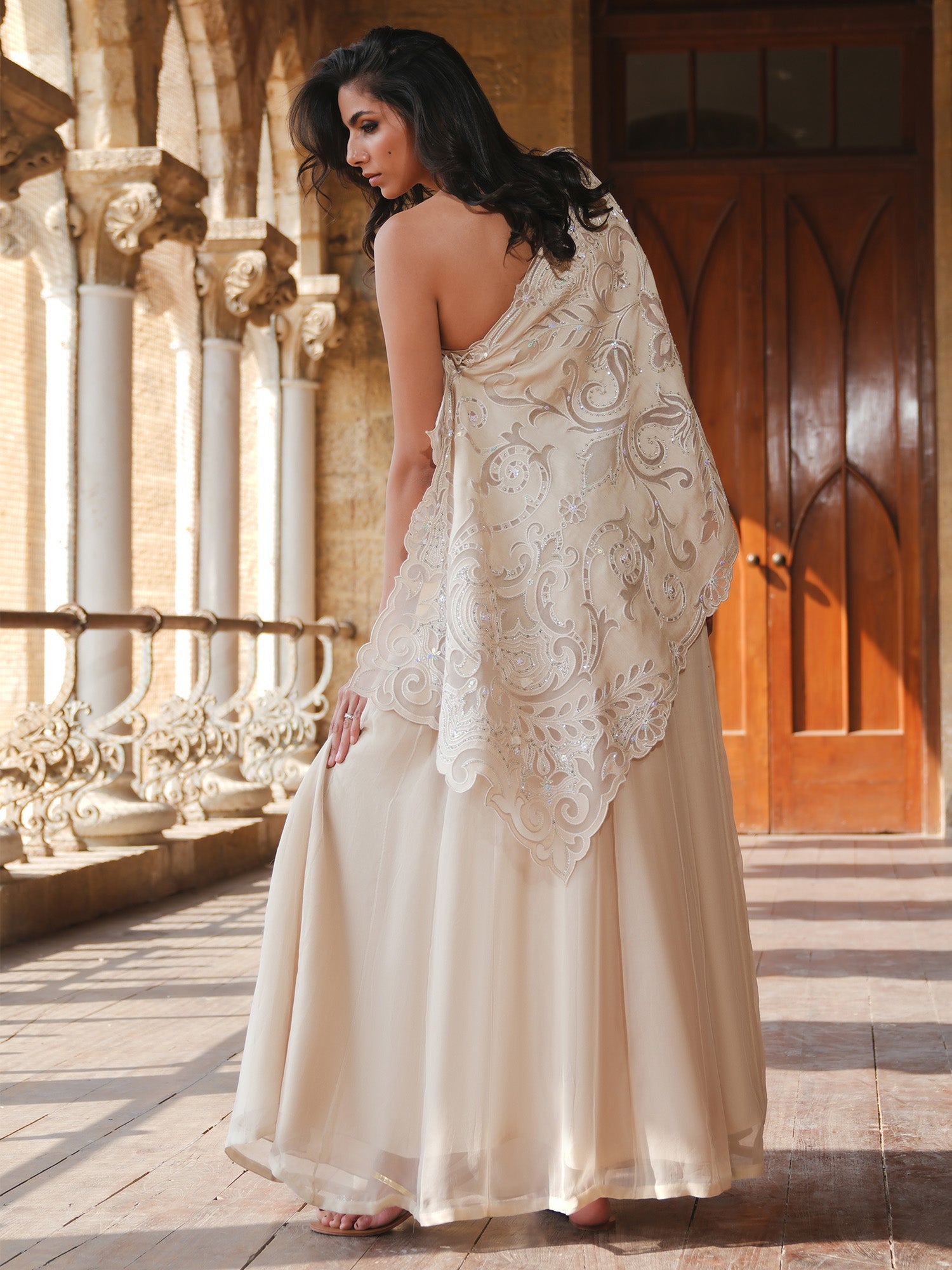 WRAP STOLE & LEHENGA