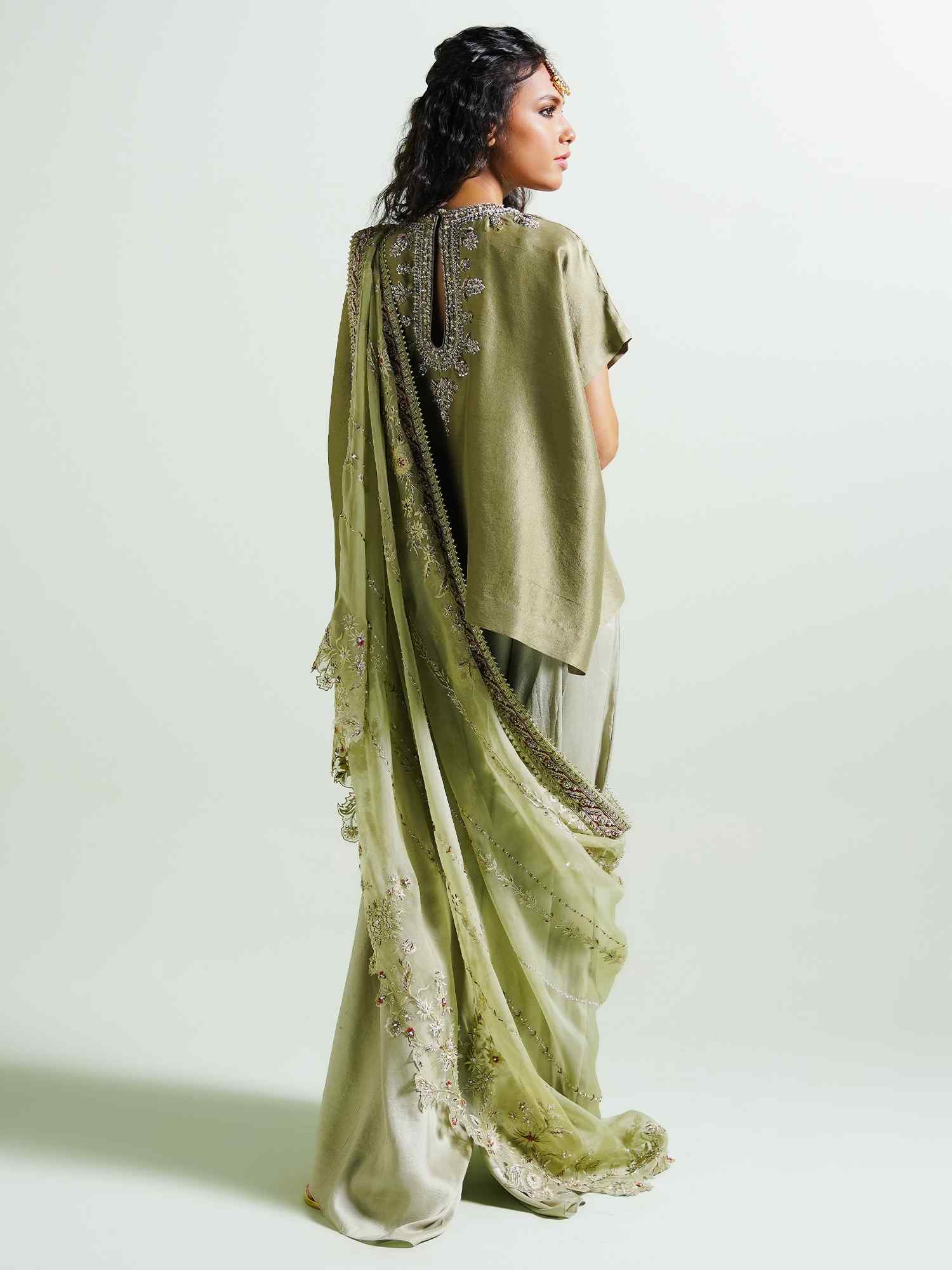 BAND GALA, DRAPED DUPATTA & PANTS