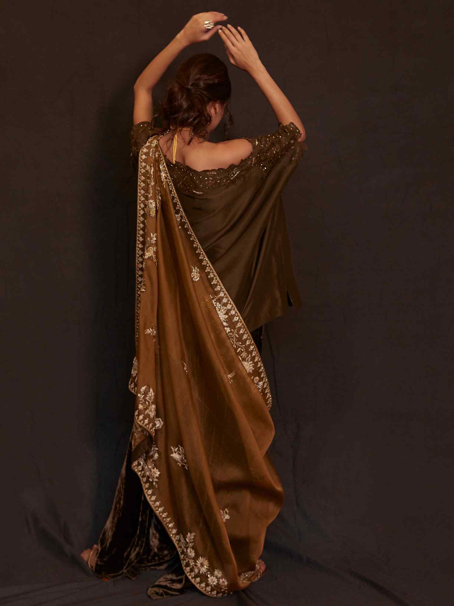 OFF SHOULDER, PANTS & DRAPED DUPATTA