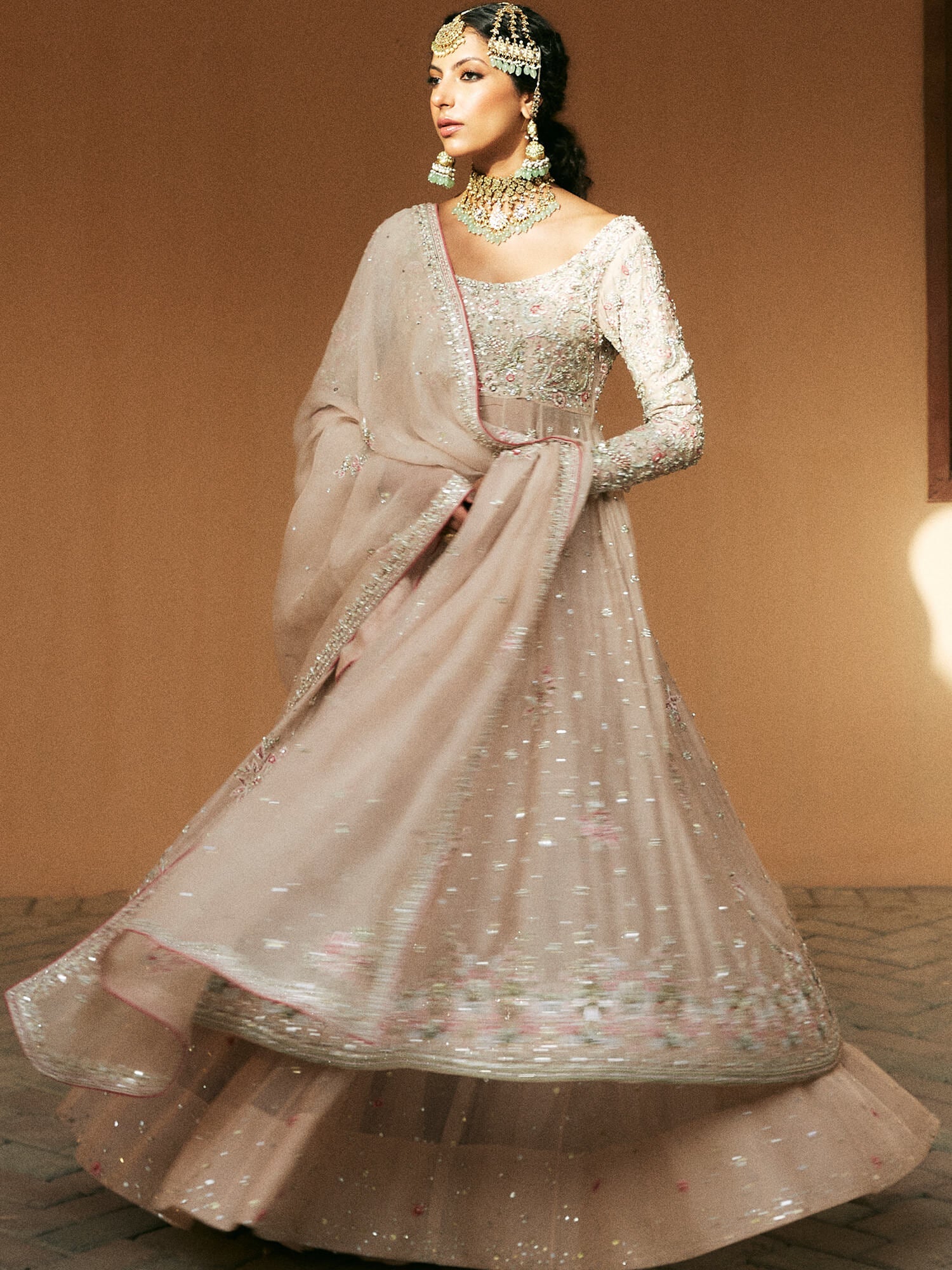 PESHWAS, LEHENGA & DUPATTA