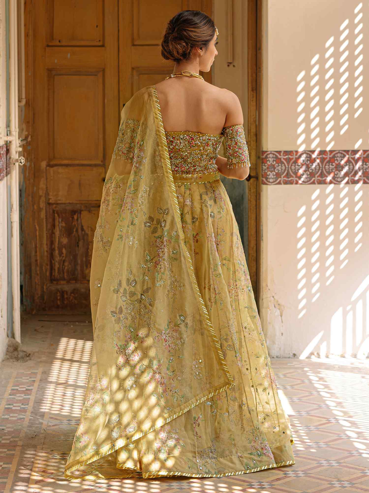 BLOUSE, LEHENGA & DUPATTA