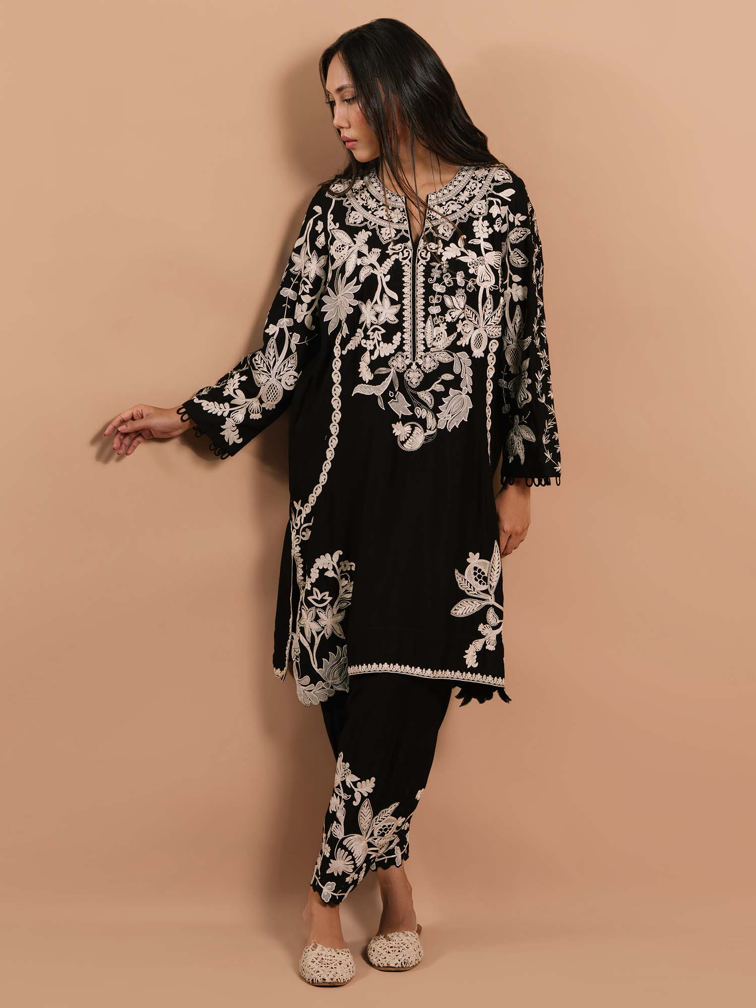 ALISHA & SKINNY SHALWAR