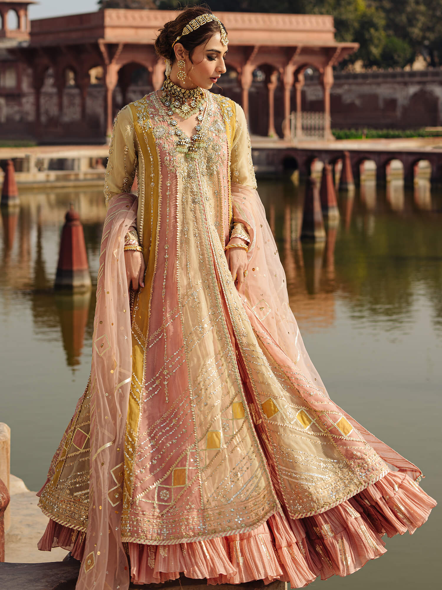 KALIDAR, BLOUSE, CRUSHED GHAGRA & DUPATTA