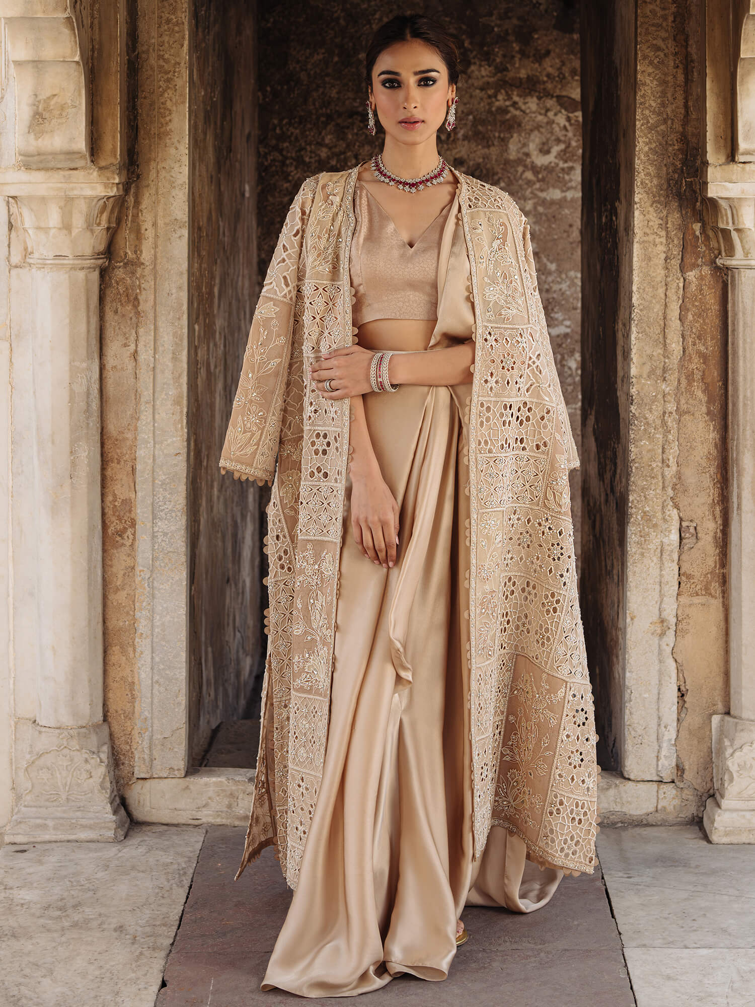 BORGIA COAT, BLOUSE & NIKHAR SARI