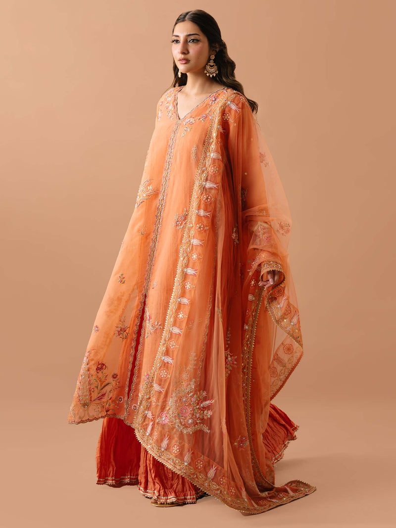 SIDE SLIT, CRUSHED INNER & DUPATTA
